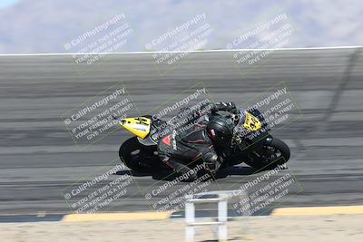 media/May-10-2025-Race Pace (Sat) [[db32fef2da]]/Vested/3-Bowl Set 1 (9am)/